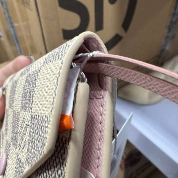 Louis Vuitton Victorine White Canvas Wallet 288-031125 - Picture 8 of 12